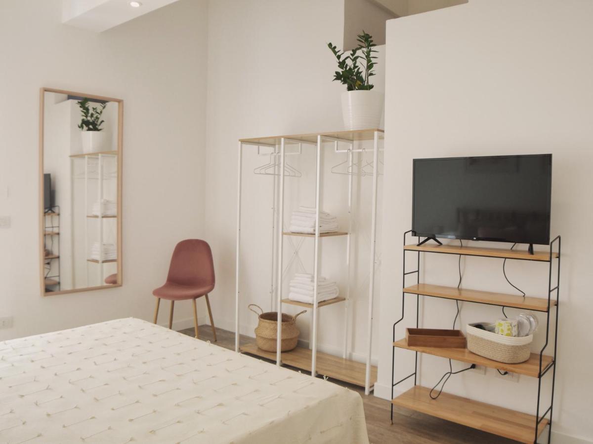 Adele E Il Duca Bed And Breakfast Lecce Exterior photo